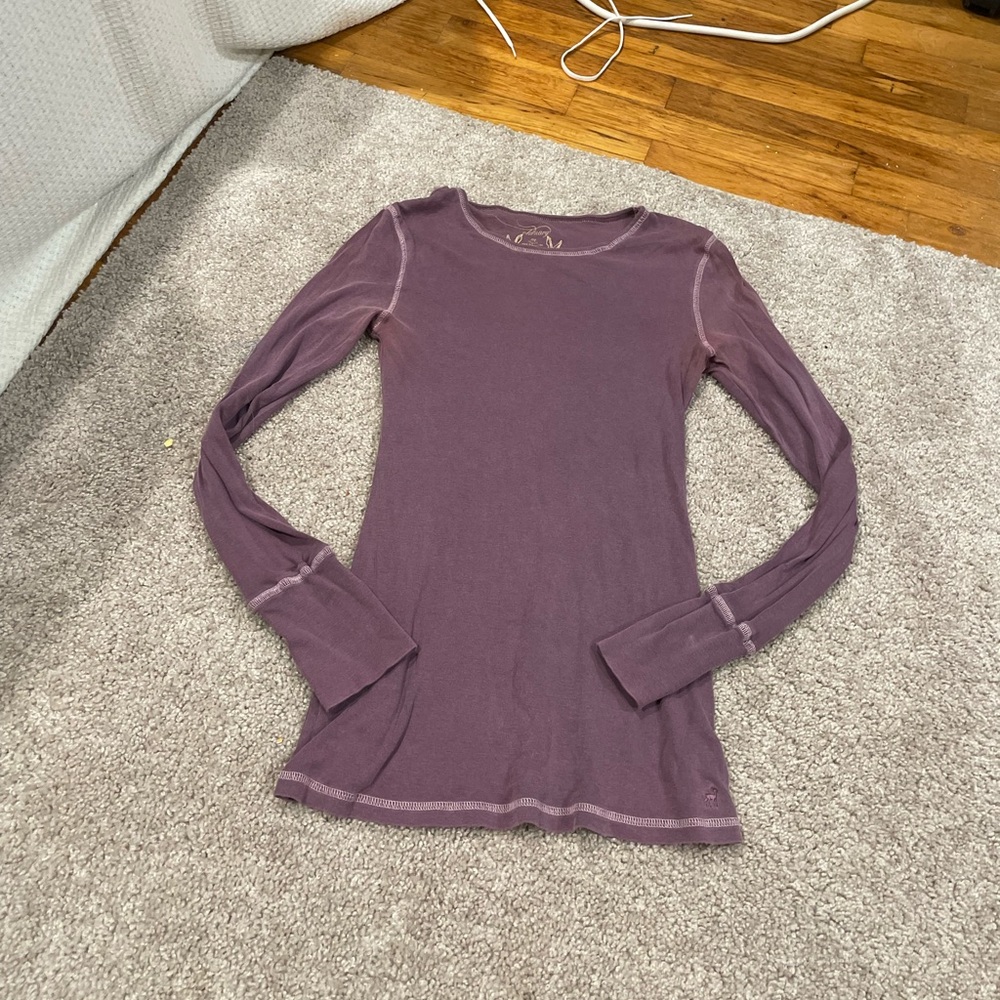 Purple Old Navy long sleeve T-shirt